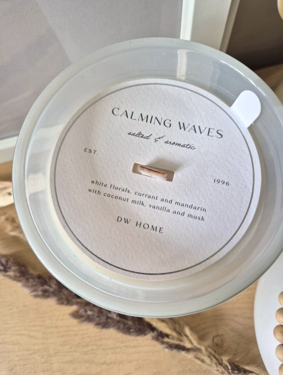 DW HOME Calming Waves - Świeca Cytrusy, piżmo i cedr 598g