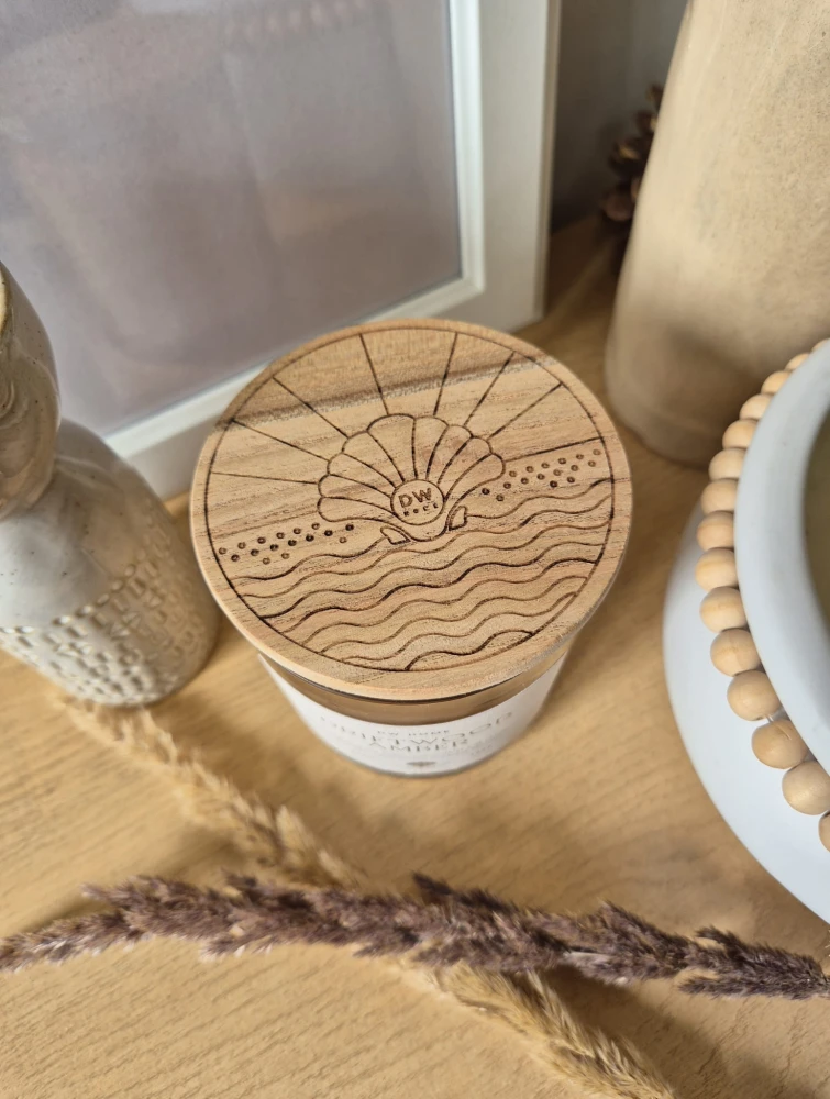 DW HOME Driftwood Amber - Świeca zapach lata | Sól morska, wanilia i ambra 269g