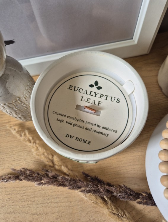 DW HOME Eucalyptus Leaf - Świeca eukaliptus, szałwia, rozmaryn 374g