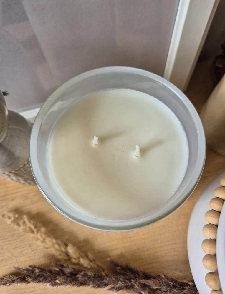 DW HOME Fresh Cut Flowers - Świeca lilia, jaśmin, śliwka 445g