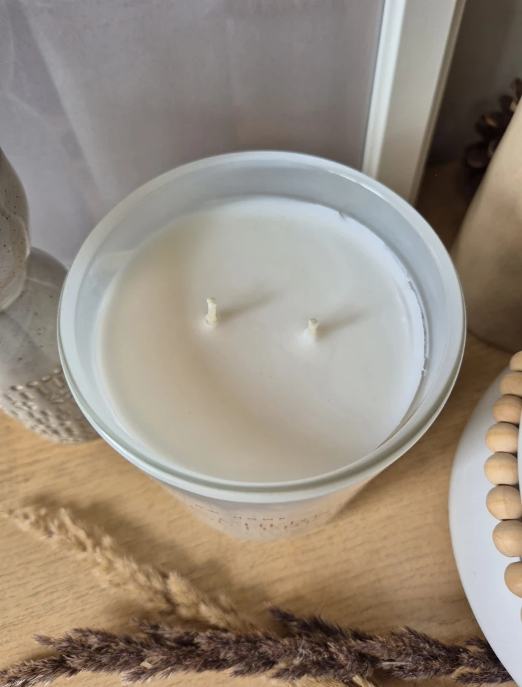 DW HOME Pink Cherry Couture - Świeca wiśnia, kamelia i migdał 445g