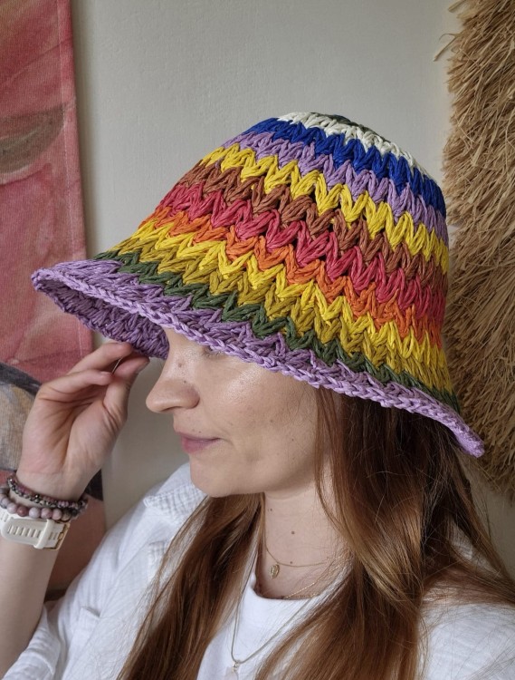 Ażurowy Bucket Hat RAINBOW LAVENDER na lato | Kolorowy Letni Kapelusz Damski