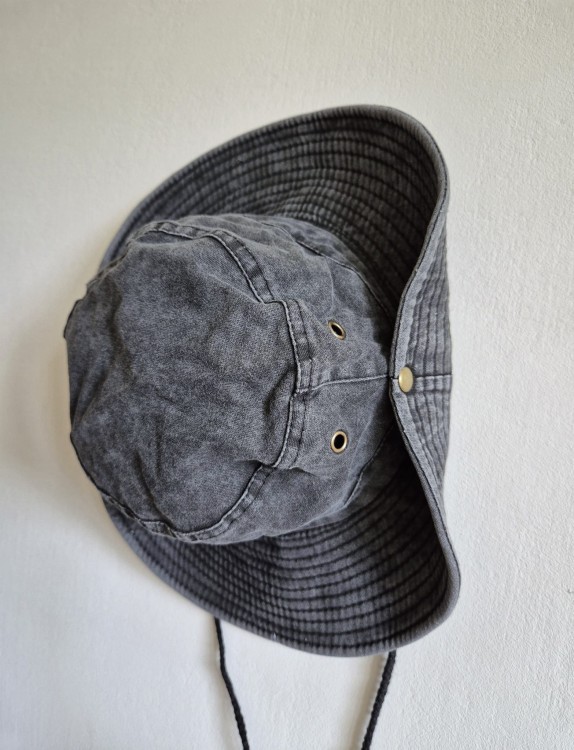 SAFARI Bawełniany kapelusz z sznurkiem kolor szary | Bucket hat damski / męski z szerokim rondem | Kapelusz w góry, outdoorowy