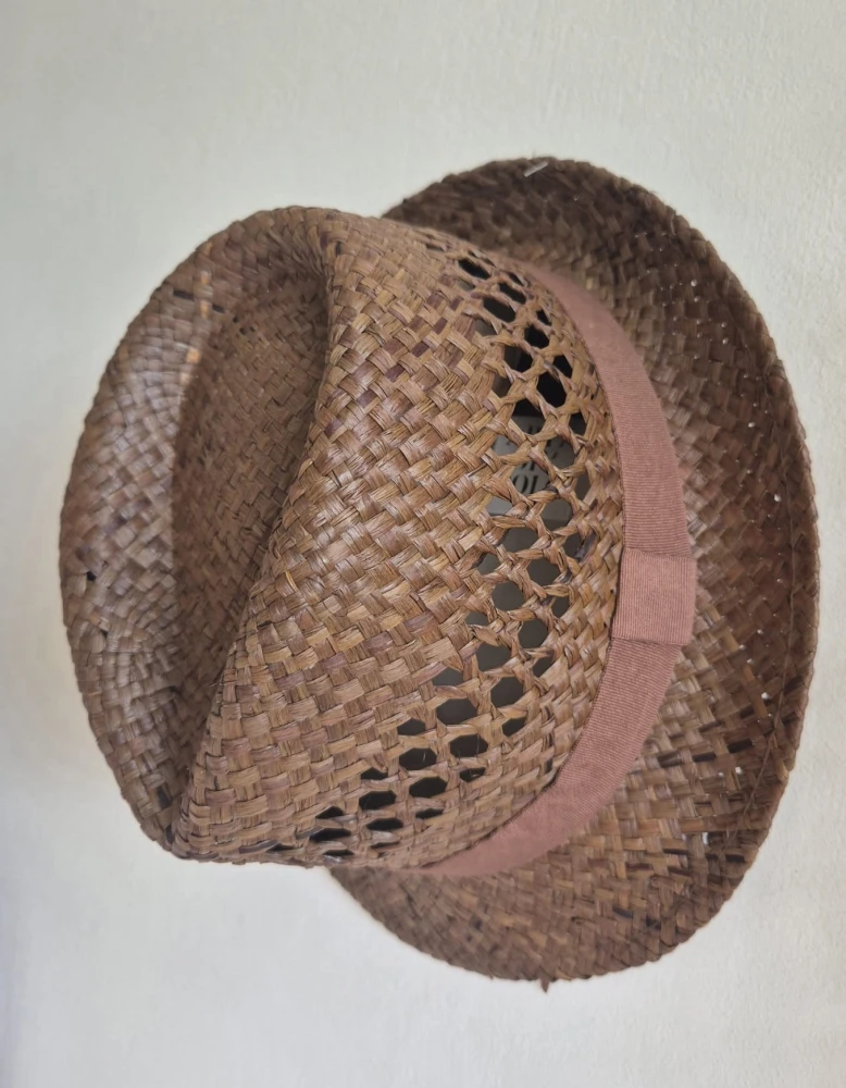 LUCA Lekki męski kapelusz typu trilby na lato | Ażurowy kapelusz z rafii | Kolor brązowy - Obwód 56-58cm