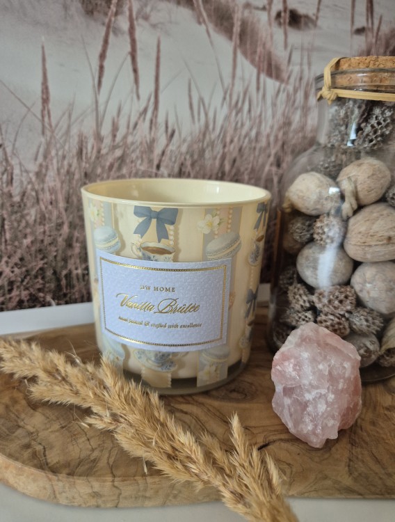 DW HOME Vanilla Brulee - Świeca jesienna wanilia, toffee i kakao 388g