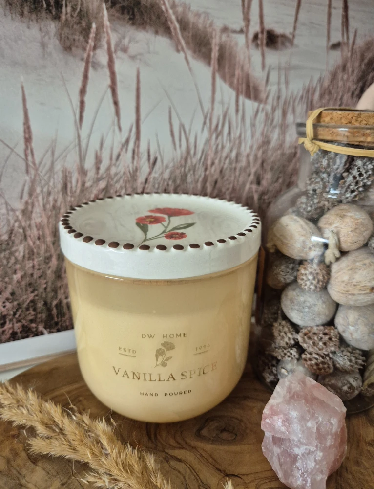 DW HOME Vanilla Spice - Świeca jesienna Wanilia i przyprawy korzenne 394g