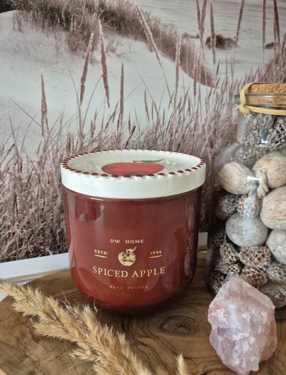 DW HOME Spiced Apple - Świeca jesienna lukier, cynamon, goździki, jabłka 394