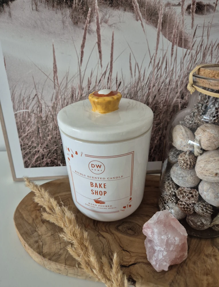 DW HOME Bake Shop - Świeca jesienna wanilia i przyprawy korzenne 323g