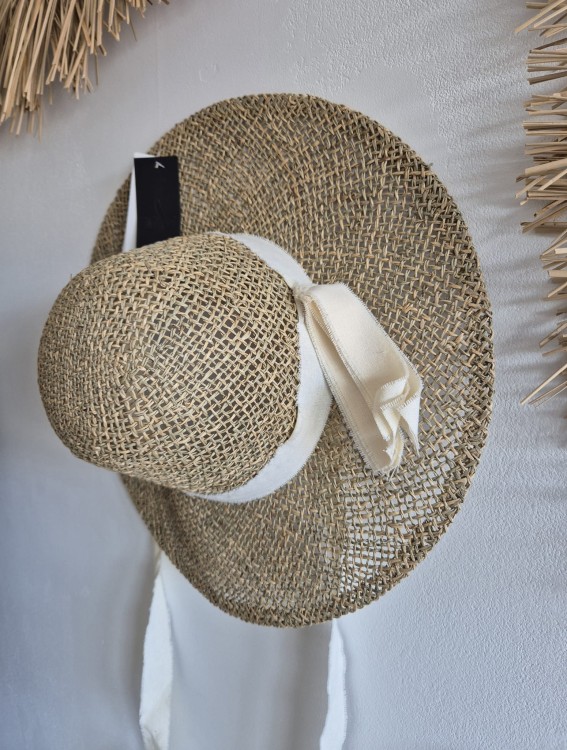 Summer Whisper - Damski kapelusz na lato z wiązaniem pod brodą/Kolor naturalny 100% trawa