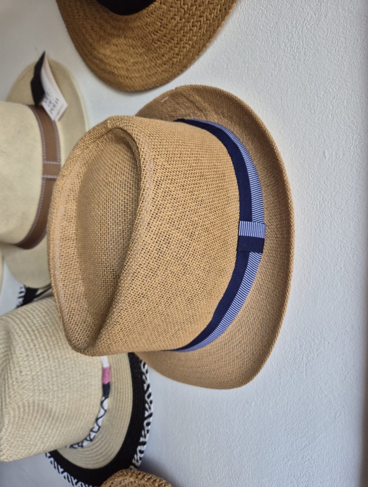 Trilby Breeze - Kapelusz na lato męski 60/Kolor brązowy z niebieską tasiemką 100% papier