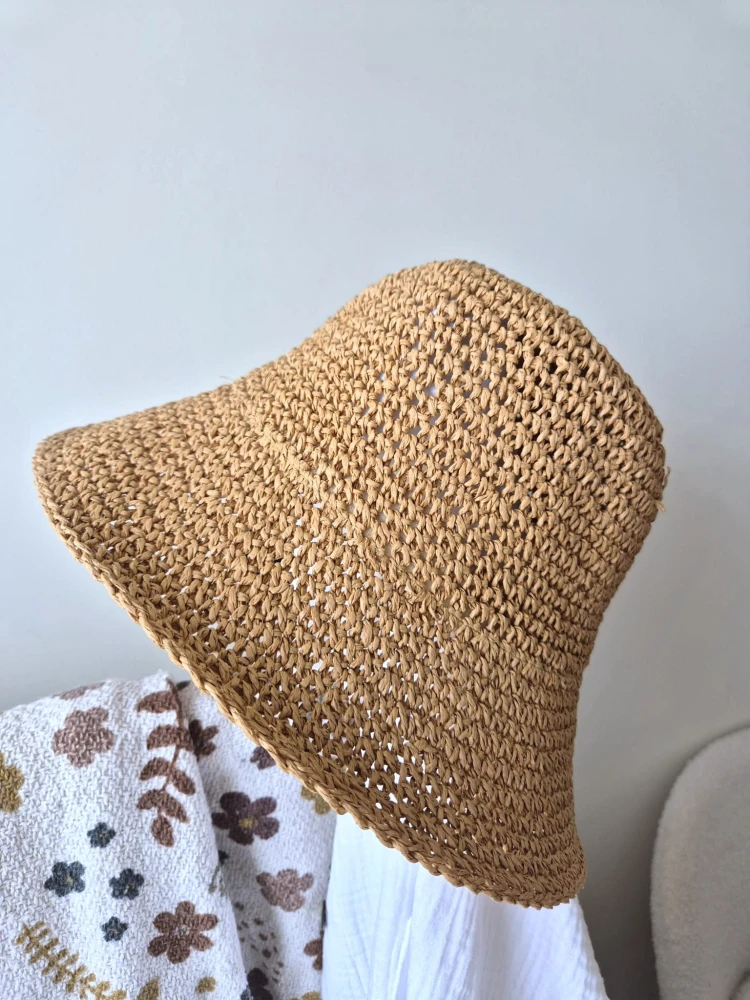 Ażurowy Bucket Hat ELBA na lato | Brązowy Letni Kapelusz Damski (Regulowany)