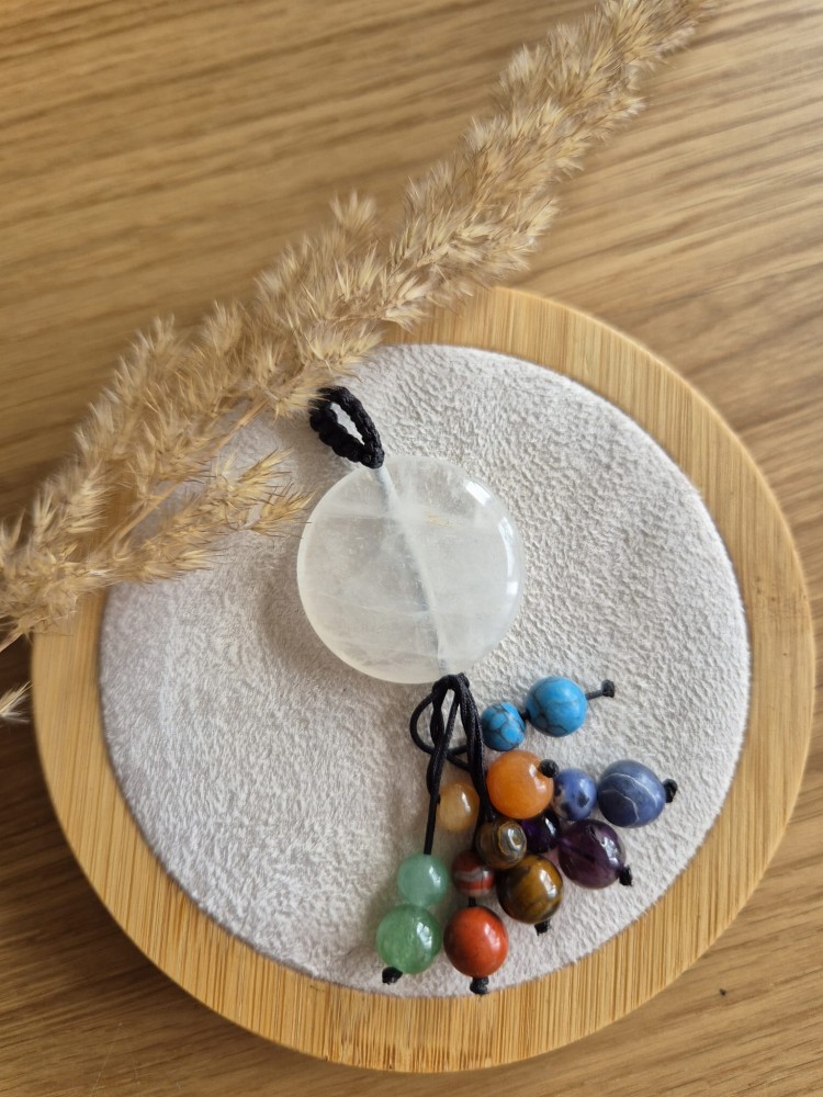 Zawieszka do breloka z kryształem górskim – naturalny kamień mocy