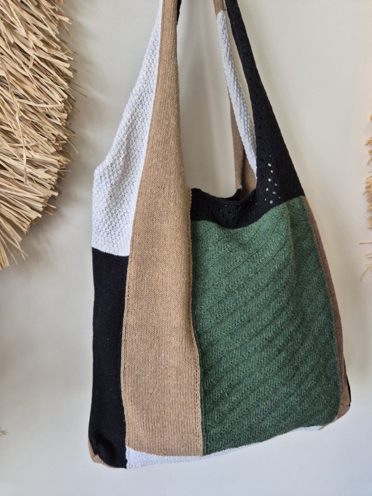 Dzianinowa torebka worek patchworkowa – idealna na jesień/ Kolor: czarny, brązowy, zielony