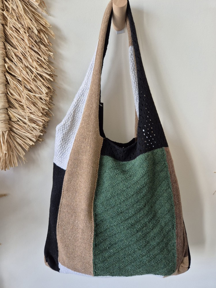 Dzianinowa torebka worek patchworkowa – idealna na jesień/ Kolor: czarny, brązowy, zielony