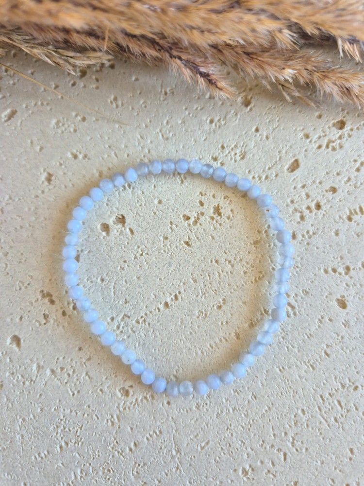 Bransoletka zodiakalna BLIŹNIĘTA chalcedon kule 4mm na gumce – harmonia i komunikacja