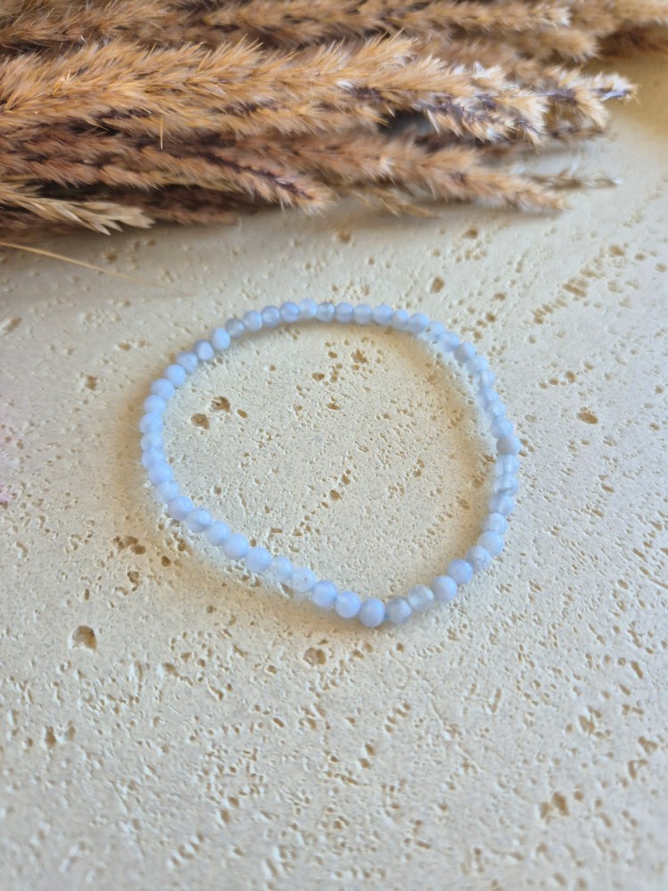 Bransoletka zodiakalna BLIŹNIĘTA chalcedon kule 4mm na gumce – harmonia i komunikacja