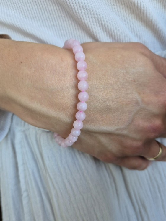 Bransoletka zodiakalna RAK kwarc różowy kule 6mm na gumce – miłość i harmonia