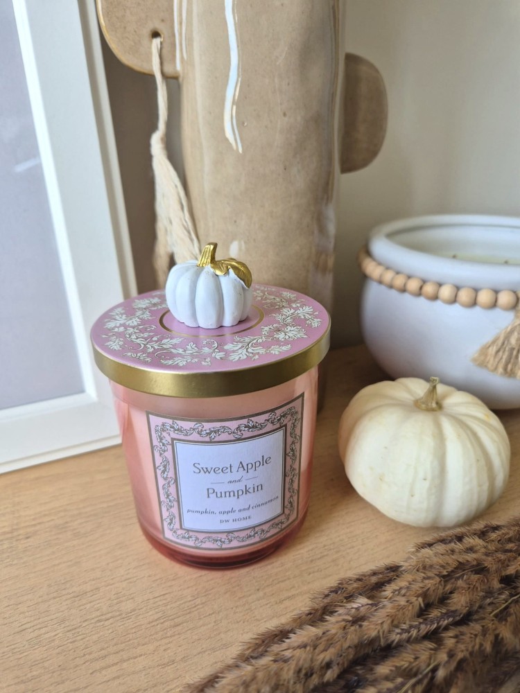 DW HOME Sweet Apple and Pumpkin - Świeca jesienna dynia, jabłko i cynamon 249g