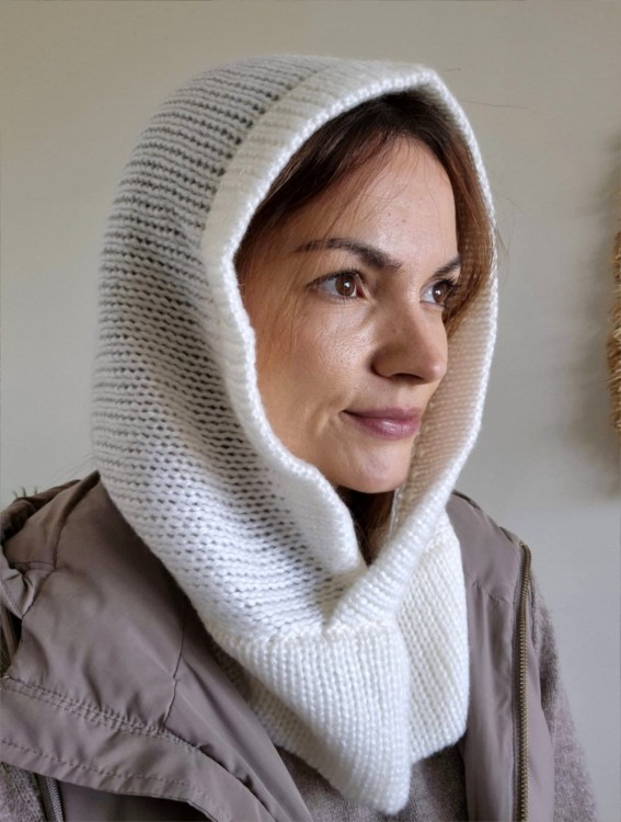 Balaclava damski kaptur z wełną merino i wiskozą - kolor ecru