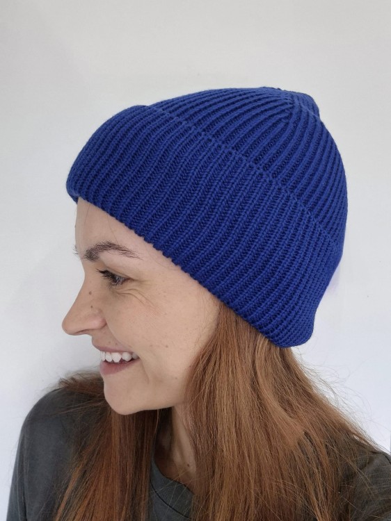 Wełniana czapka typu beanie - kolor granatowy 100% wełna merino