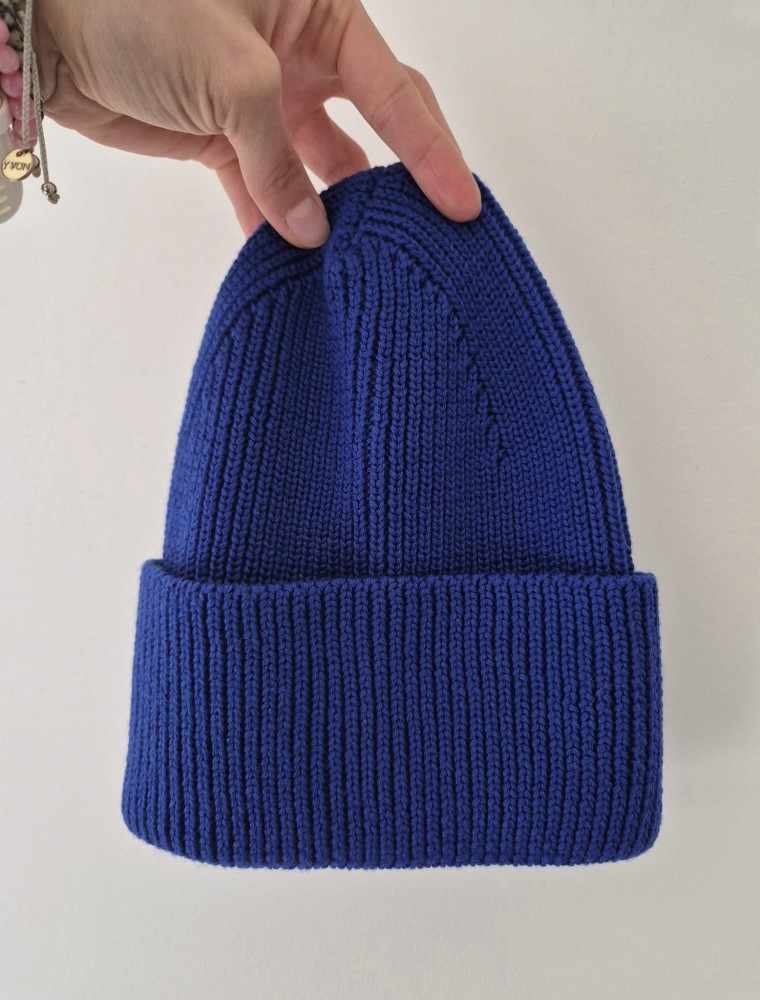 Wełniana czapka typu beanie - kolor granatowy 100% wełna merino