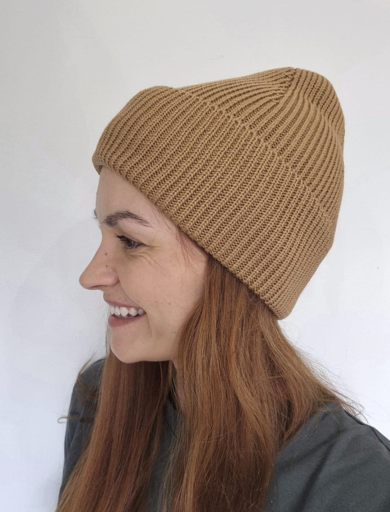 Wełniana czapka typu beanie - kolor brązowy 100% wełna merino