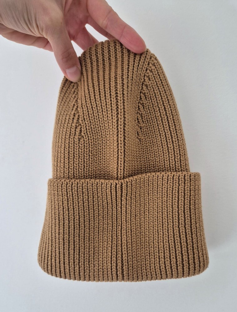 Wełniana czapka typu beanie - kolor brązowy 100% wełna merino