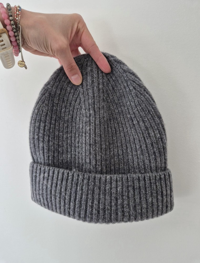 Wełniana czapka typu beanie - kolor szary 100% wełna jagnięca