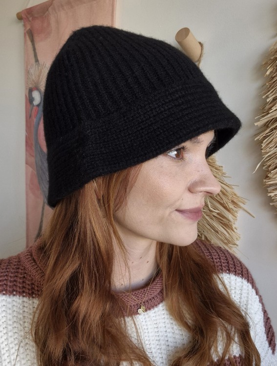 Wełniany kapelusz/czapka typu bucket 100% wełna | Kolor czarny