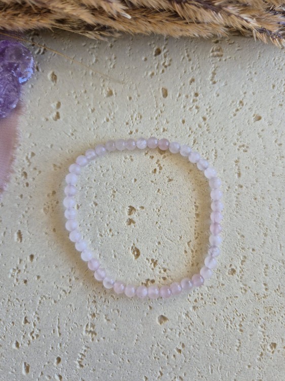 Bransoletka zodiakalna WAGA kwarc różowy półmat kule 4,5mm na gumce – równowaga i czułość
