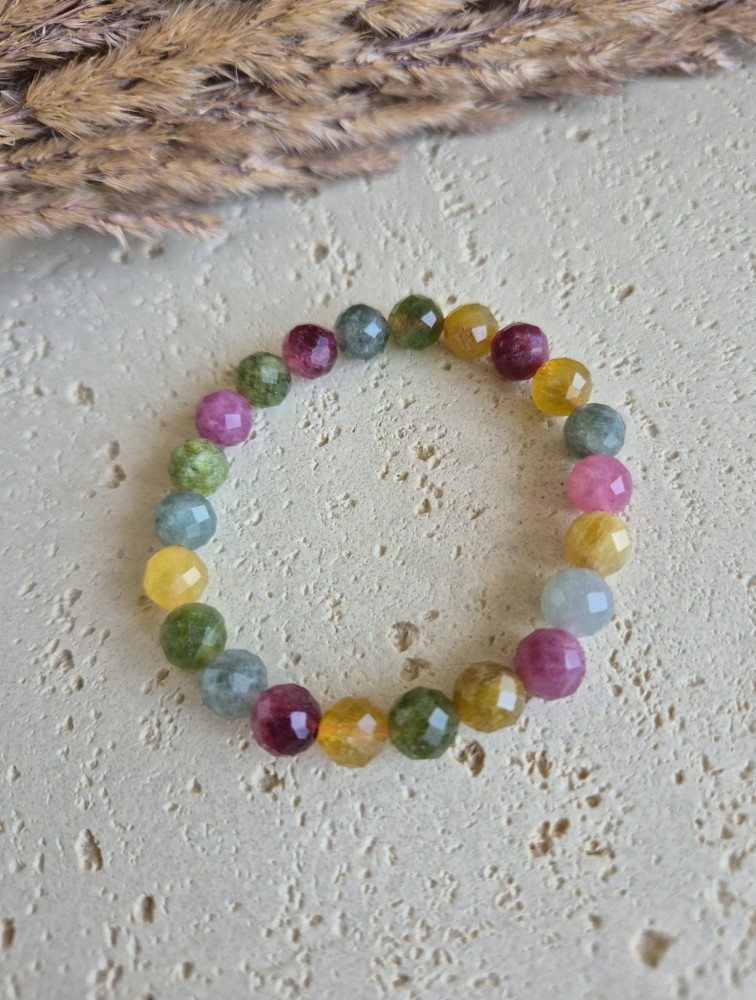 Bransoletka zodiakalna STRZELEC jadeit turmalinowy 8mm na gumce – harmonia serca