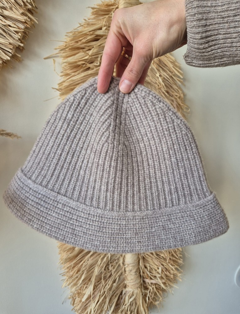 Wełniany kapelusz/czapka typu bucket 100% wełna | Kolor beżowy