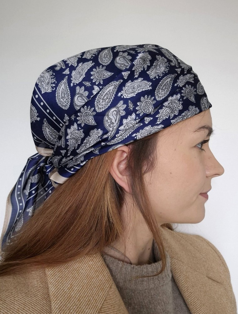 Apaszka damska na szyję - elegancki motyw paisley | granatowa