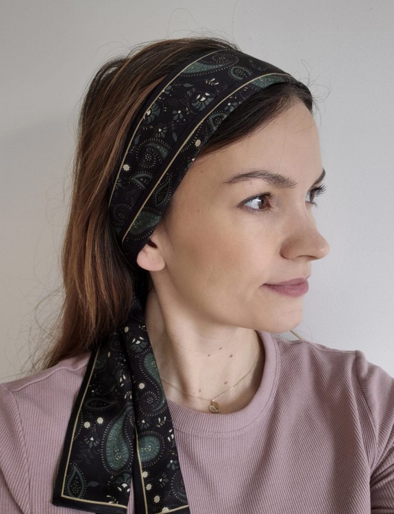 Twilly wzór paisley – wąska damska apaszka na szyję i do włosów | czarna